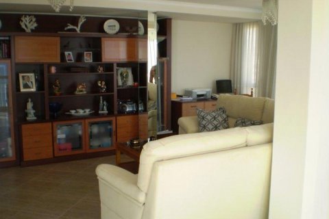 Huoneisto myytävänä Benidorm, Alicante, Espanja, 2 makuuhuonetta, 135 m2 No. 25091 - kuva 9
