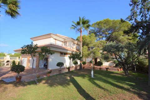 Huvila myytävänä Punta Prima, Alicante, Espanja, 12 makuuhuonetta, 522 m2 No. 19211 - kuva 7