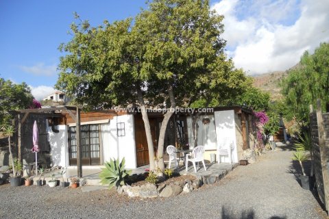 Finca myytävänä Guia de Isora, Tenerife, Espanja, 4 makuuhuonetta, 110 m2 No. 24357 - kuva 2