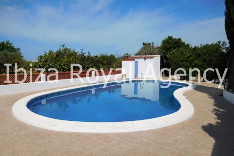 Huvila vuokrattavana San Antonio De Portmany, Ibiza, Espanja, 4 makuuhuonetta, 230 m2 No. 30878 - kuva 2