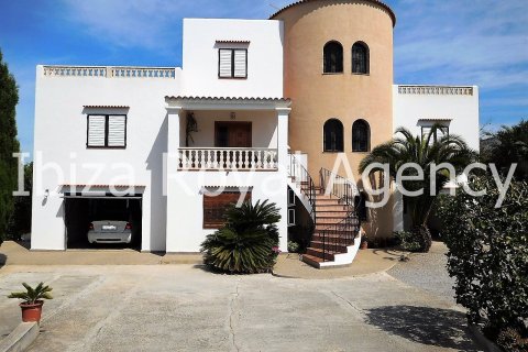 Huvila vuokrattavana San Antonio De Portmany, Ibiza, Espanja, 4 makuuhuonetta, 230 m2 No. 30878 - kuva 1