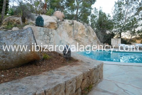 Huvila vuokrattavana Sant Miquel de Balansat, Ibiza, Espanja, 3 makuuhuonetta, 250 m2 No. 30889 - kuva 5