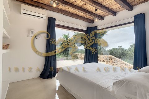 Huvila myytävänä Sant Agusti des Vedra, Ibiza, Espanja, 3 makuuhuonetta, 200 m2 No. 30806 - kuva 24