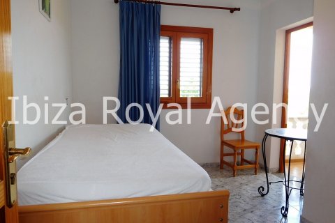 Huvila vuokrattavana San Antonio De Portmany, Ibiza, Espanja, 4 makuuhuonetta, 230 m2 No. 30878 - kuva 16