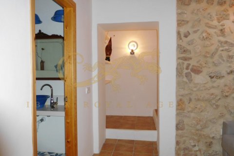 Huoneisto vuokrattavana San Antonio De Portmany, Ibiza, Espanja, 2 makuuhuonetta, 120 m2 No. 30879 - kuva 11