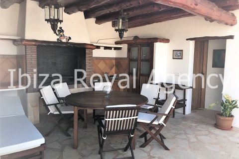 Huvila vuokrattavana Sant Josep de sa Talaia, Ibiza, Espanja, 3 makuuhuonetta, 300 m2 No. 30877 - kuva 20