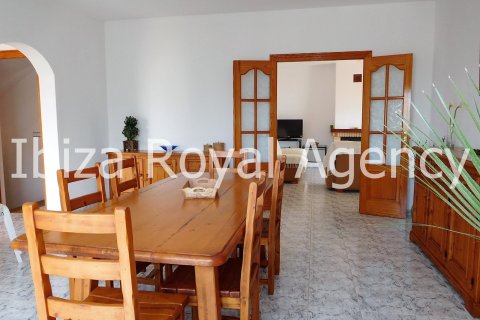 Huvila vuokrattavana San Antonio De Portmany, Ibiza, Espanja, 4 makuuhuonetta, 230 m2 No. 30878 - kuva 5