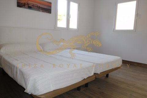 Huoneisto myytävänä Sant Josep de sa Talaia, Ibiza, Espanja, 2 makuuhuonetta,  No. 30890 - kuva 10