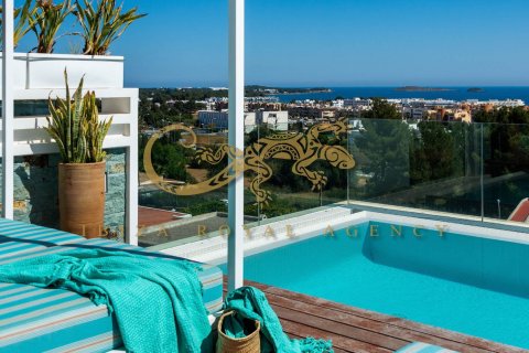 Huvila myytävänä Santa Eulalia Del Rio, Ibiza, Espanja, 5 makuuhuonetta, 268 m2 No. 30859 - kuva 2