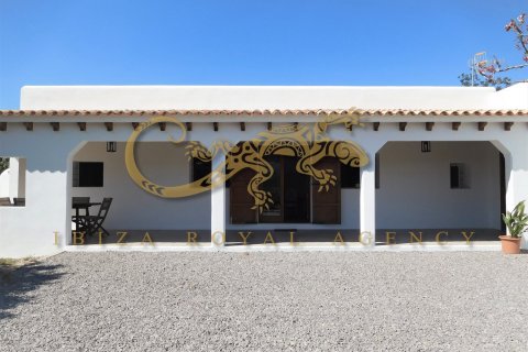 Huvila vuokrattavana Sant Joan de Labritja, Ibiza, Espanja, 4 makuuhuonetta, 240 m2 No. 30846 - kuva 11