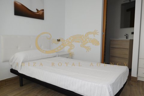 Huoneisto myytävänä Sant Josep de sa Talaia, Ibiza, Espanja, 2 makuuhuonetta,  No. 30890 - kuva 16