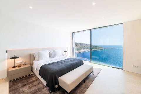 Huvila myytävänä Port Adriano, Mallorca, Espanja, 5 makuuhuonetta, 568 m2 No. 32529 - kuva 3