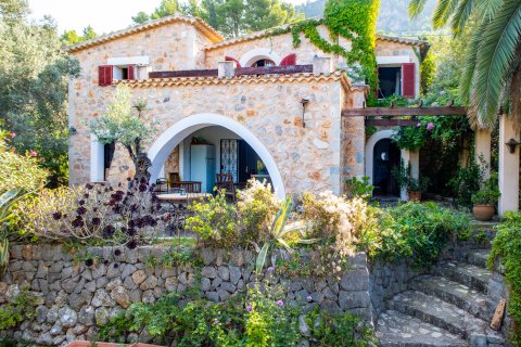 Finca myytävänä Deia, Mallorca, Espanja, 4 makuuhuonetta, 214 m2 No. 32219 - kuva 13