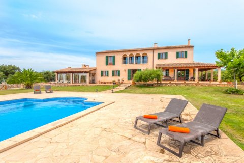 Finca myytävänä Portocolom, Mallorca, Espanja, 6 makuuhuonetta, 602 m2 No. 32445 - kuva 1