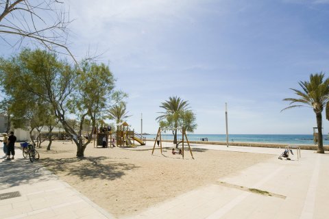 Liikekiinteistö myytävänä Palma de Majorca, Mallorca, Espanja, 1 makuuhuone, 181 m2 No. 33702 - kuva 1