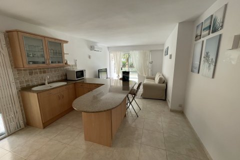 Huoneisto myytävänä Cala Vinyes, Mallorca, Espanja, 4 makuuhuonetta, 110 m2 No. 33353 - kuva 2