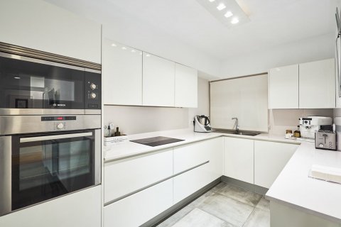 Huoneisto myytävänä Palma de Majorca, Mallorca, Espanja, 3 makuuhuonetta, 175 m2 No. 33097 - kuva 5