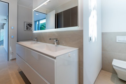 Huvila myytävänä Palmanova, Mallorca, Espanja, 5 makuuhuonetta, 600 m2 No. 32944 - kuva 16