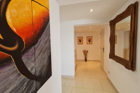 Huoneisto myytävänä Torrenova, Mallorca, Espanja, 4 makuuhuonetta, 126 m2 No. 32444 - kuva 13