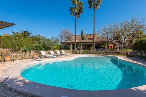Finca myytävänä Santa Maria Del Cami, Mallorca, Espanja, 6 makuuhuonetta, 612 m2 No. 32300 - kuva 1