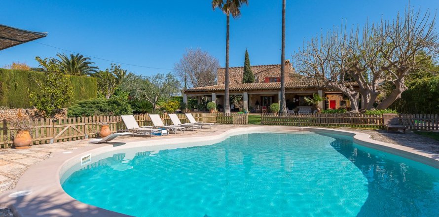 Finca Santa Maria Del Cami, Mallorca, Espanja 6 makuuhuonetta, 612 m2 No. 32300