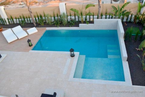 Huvila myytävänä Benijofar, Alicante, Espanja, 3 makuuhuonetta, 120 m2 No. 34567 - kuva 12