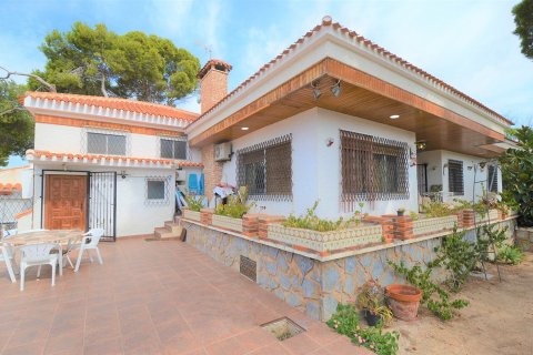Huvila myytävänä Campoamor, Alicante, Espanja, 8 makuuhuonetta, 321 m2 No. 35313 - kuva 1