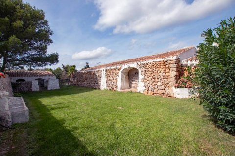 Talo myytävänä Sant Lluis, Menorca, Espanja, 5 makuuhuonetta, 668 m2 No. 30308 - kuva 2