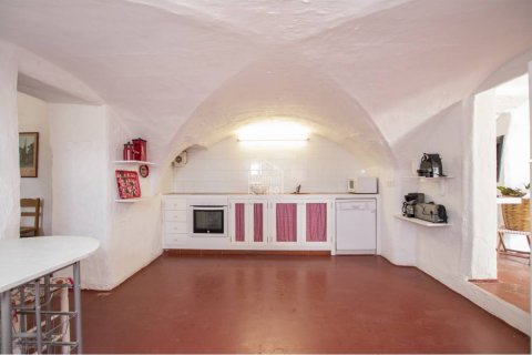 Talo myytävänä Ciutadella De Menorca, Menorca, Espanja, 4 makuuhuonetta, 300 m2 No. 23780 - kuva 2