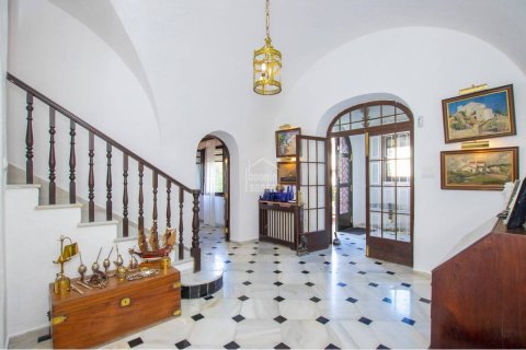 Huvila myytävänä Mahon, Menorca, Espanja, 10 makuuhuonetta, 558 m2 No. 35486 - kuva 10