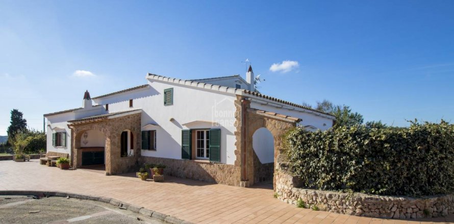 Talo Alaior, Menorca, Espanja 5 makuuhuonetta, 298 m2 No. 24029