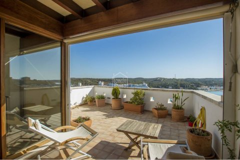 Kaupunkipientalo myytävänä Mahon, Menorca, Espanja, 8 makuuhuonetta, 698 m2 No. 24191 - kuva 8