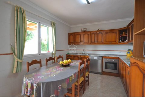 Kaupunkipientalo myytävänä Cala Millor, Mallorca, Espanja, 5 makuuhuonetta, 348 m2 No. 23432 - kuva 5