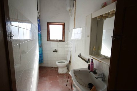 Kaupunkipientalo myytävänä Ciutadella De Menorca, Menorca, Espanja, 4 makuuhuonetta, 168 m2 No. 24126 - kuva 12