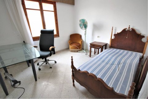 Huvila myytävänä Ciutadella De Menorca, Menorca, Espanja, 3 makuuhuonetta, 165 m2 No. 23972 - kuva 9