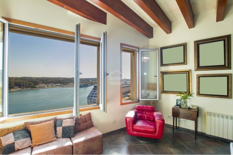 Kaupunkipientalo myytävänä Mahon, Menorca, Espanja, 8 makuuhuonetta, 698 m2 No. 24191 - kuva 4