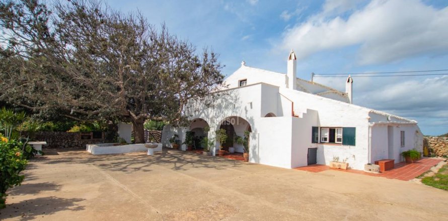 Talo Sant Lluis, Menorca, Espanja 5 makuuhuonetta, 668 m2 No. 30308