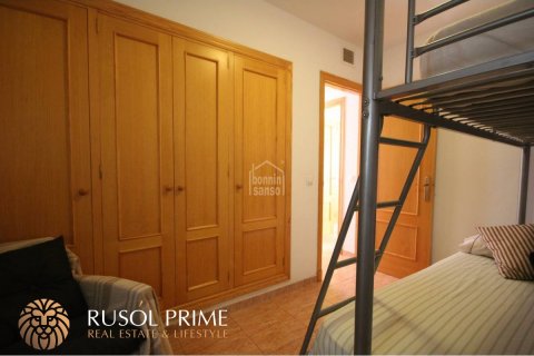 Huoneisto myytävänä Ciutadella De Menorca, Menorca, Espanja, 2 makuuhuonetta, 60 m2 No. 39011 - kuva 6