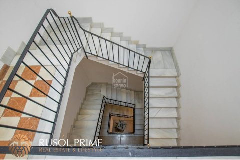 Huoneisto myytävänä Mahon, Menorca, Espanja, 10 makuuhuonetta, 978 m2 No. 11127 - kuva 9