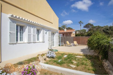 Huvila myytävänä Sant Lluis, Menorca, Espanja, 4 makuuhuonetta, 171 m2 No. 39718 - kuva 5