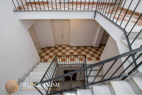 Huoneisto myytävänä Mahon, Menorca, Espanja, 10 makuuhuonetta, 978 m2 No. 11127 - kuva 8