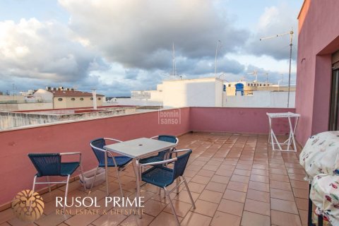 Kaupunkipientalo myytävänä Mahon, Menorca, Espanja, 3 makuuhuonetta, 210 m2 No. 38261 - kuva 8