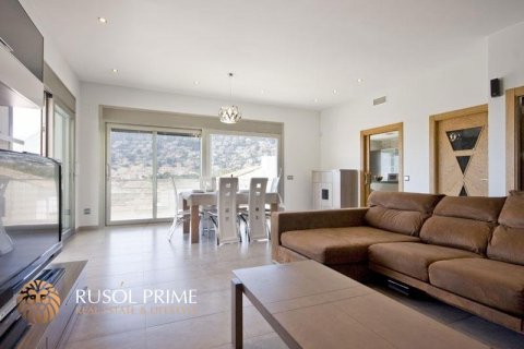 Huvila myytävänä Calpe, Alicante, Espanja, 5 makuuhuonetta, 240 m2 No. 39445 - kuva 9