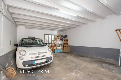 Huoneisto myytävänä Mahon, Menorca, Espanja, 4 makuuhuonetta, 192 m2 No. 39733 - kuva 5