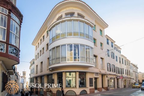 Huoneisto myytävänä Mahon, Menorca, Espanja, 10 makuuhuonetta, 978 m2 No. 11127 - kuva 1