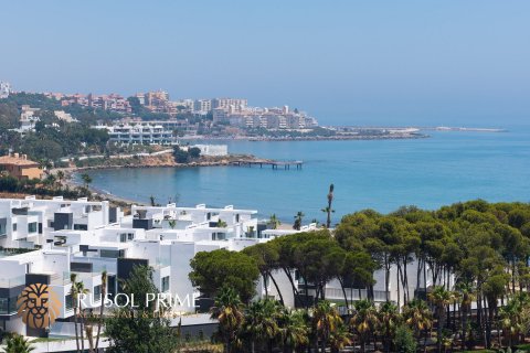 Kattohuoneisto myytävänä Estepona, Malaga, Espanja, 3 makuuhuonetta, 139 m2 No. 38672 - kuva 1