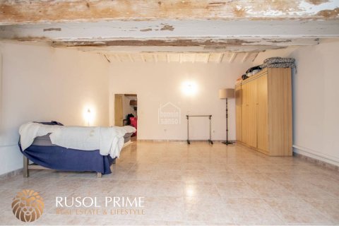 Kaupunkipientalo myytävänä Es Mercadal, Menorca, Espanja, 3 makuuhuonetta, 105 m2 No. 39222 - kuva 4
