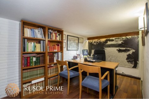 Huoneisto myytävänä Mahon, Menorca, Espanja, 10 makuuhuonetta, 978 m2 No. 11127 - kuva 3