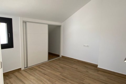 Kattohuoneisto myytävänä Fuengirola, Malaga, Espanja, 2 makuuhuonetta, 69 m2 No. 38706 - kuva 16