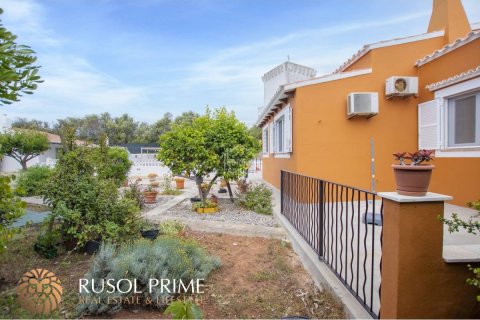 Huvila myytävänä Es Castell, Menorca, Espanja, 5 makuuhuonetta, 263 m2 No. 38268 - kuva 3